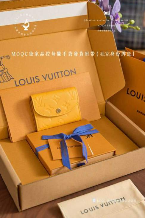 Picture of Louis Vuitton Wallets _SKUfw220572837fw